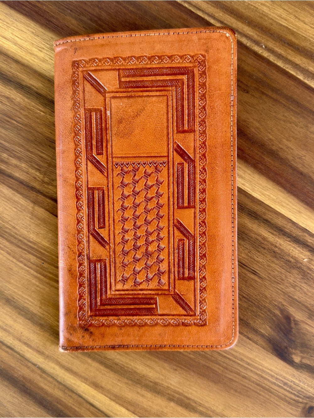VINTAGE STAMPILLA TOOLED LEATHER WALLET ORGANIZER BOHO RETRO